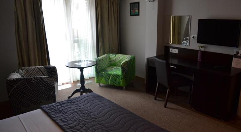 Hotel Dolce International Skopje Luaran gambar