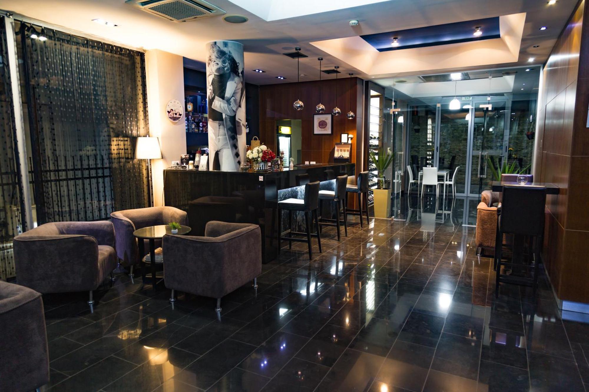 Hotel Dolce International Skopje Luaran gambar