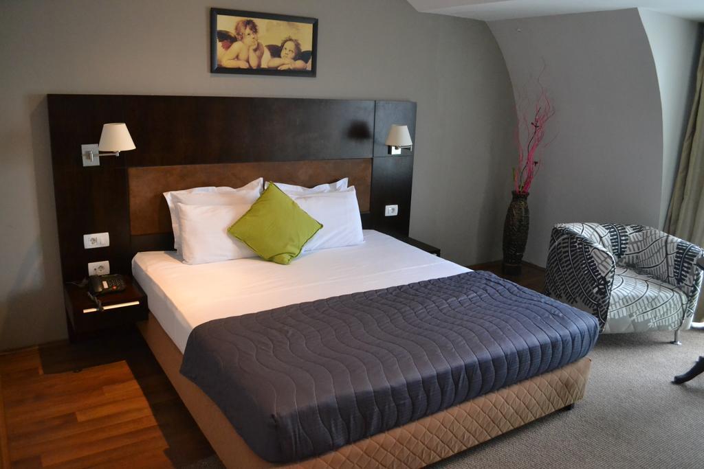 Hotel Dolce International Skopje Luaran gambar
