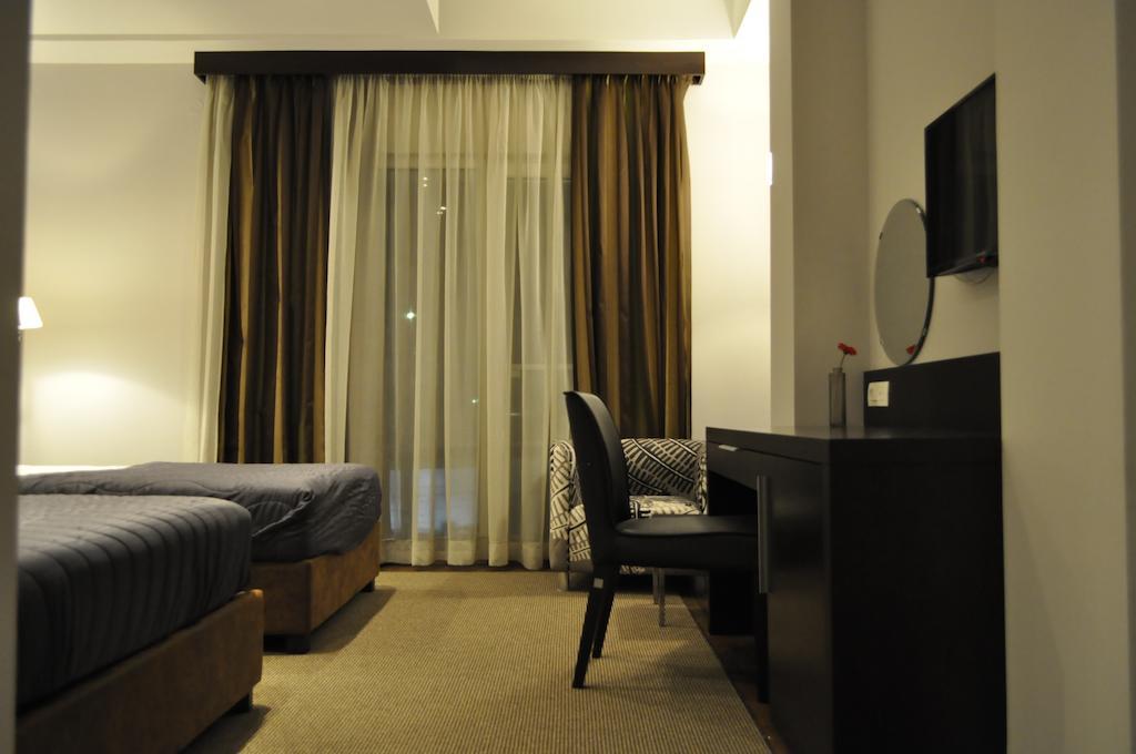 Hotel Dolce International Skopje Luaran gambar