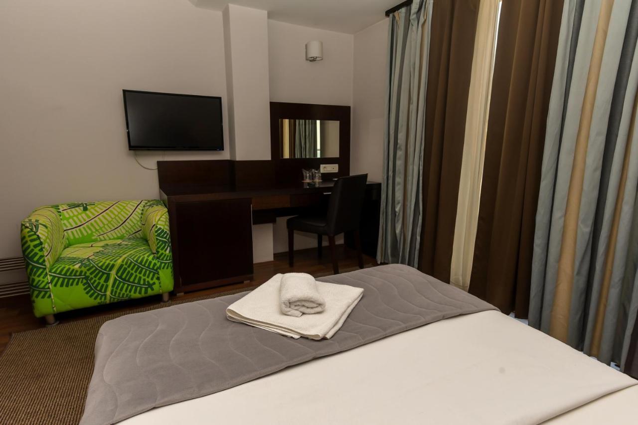 Hotel Dolce International Skopje Luaran gambar